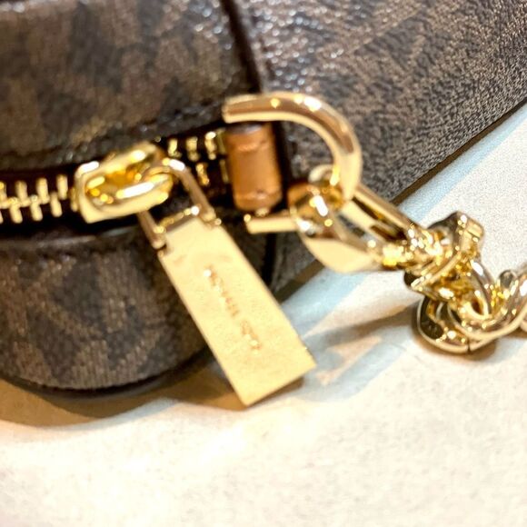 NWT Michael Kors Crossbody Bag Camera Bag Logo Print Canvas Leather Acc… - Picture 6 of 15